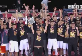 开云体育-转会期广东宏远备战意大利杯；调整名单细节曝光；话题不断；更衣室氛围转暖(效力过广东宏远的外援)